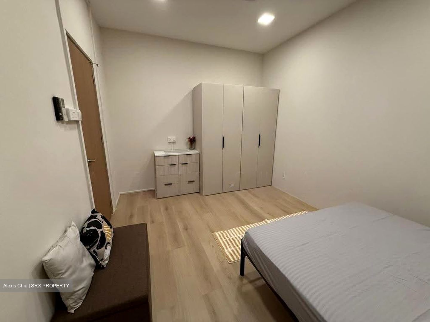 Geylang Road (D14), Shop House #621747591